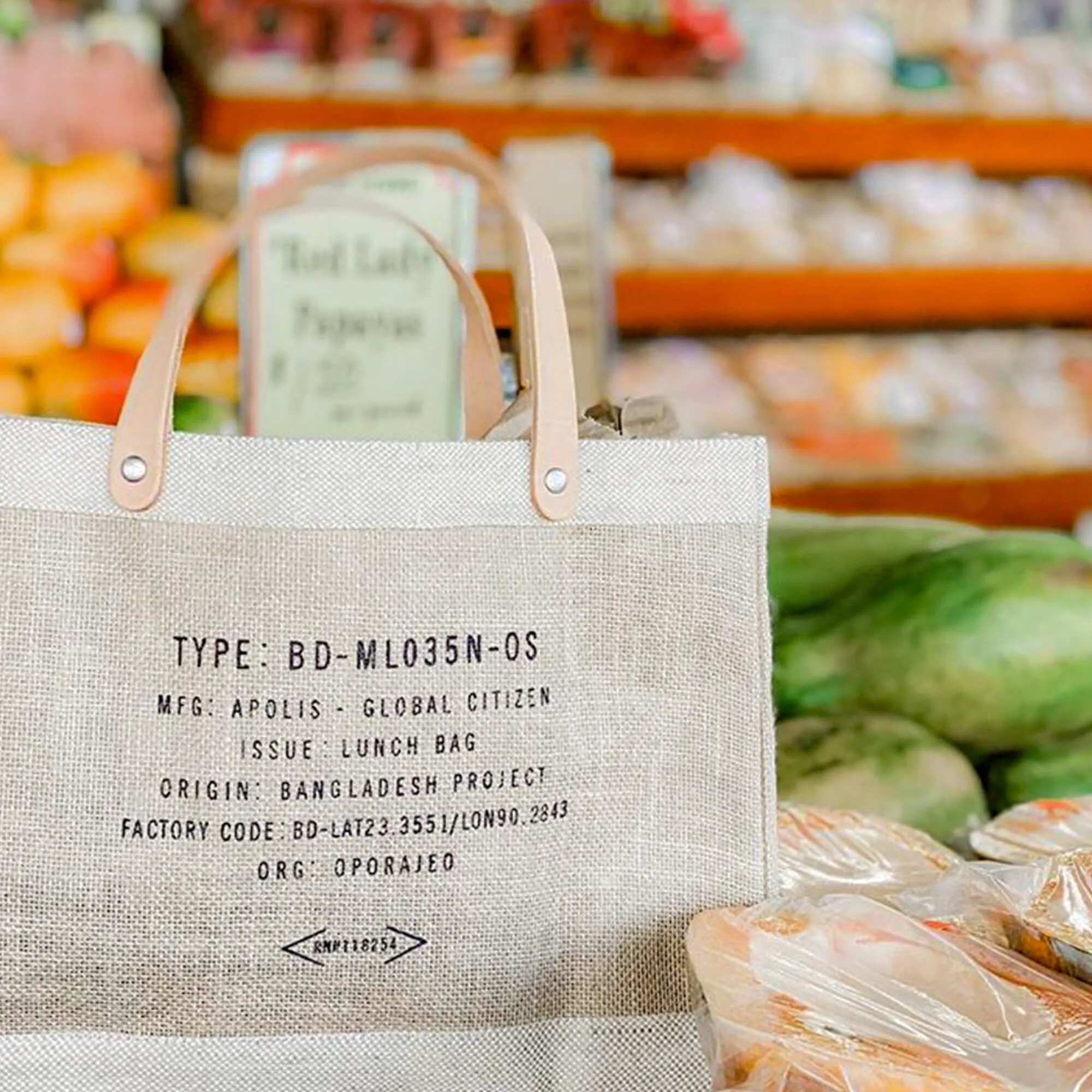 Petite Market Bag in Natural with Black Monogram