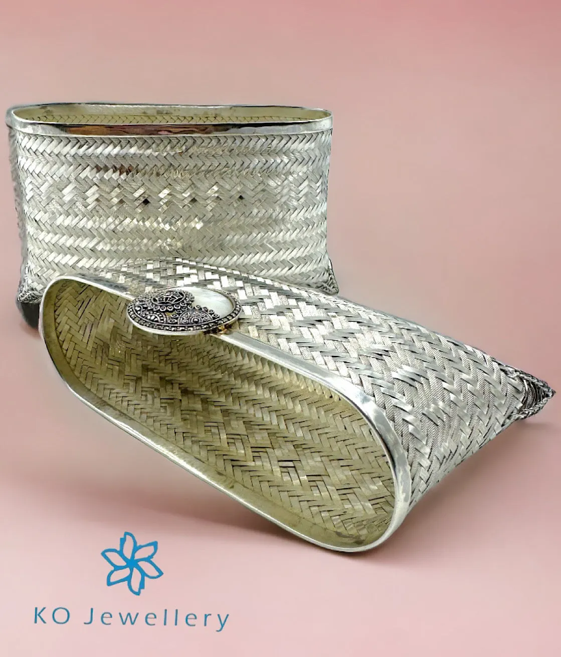 The Princess Silver Clutch